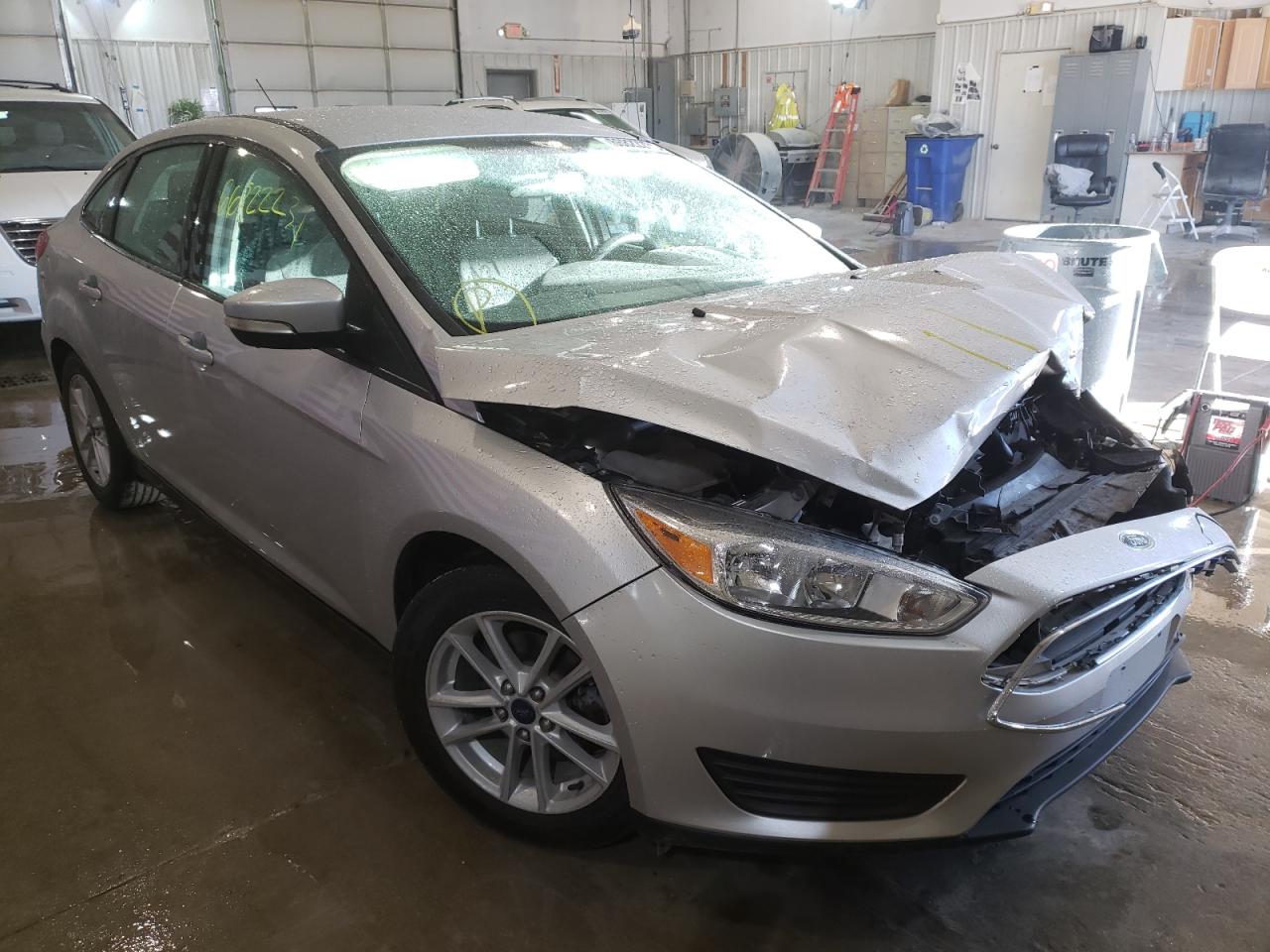 FORD FOCUS SE 2017 with VIN 1FADP3F27HL266848 - Photo from auction