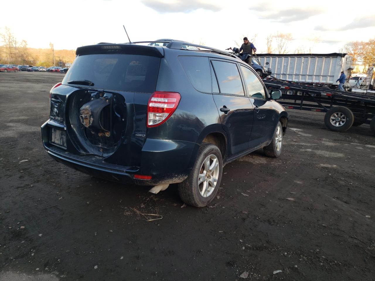 Photo 4 from auction – 2010 TOYOTA RAV4 with VIN 2T3JK4DV1AW024266