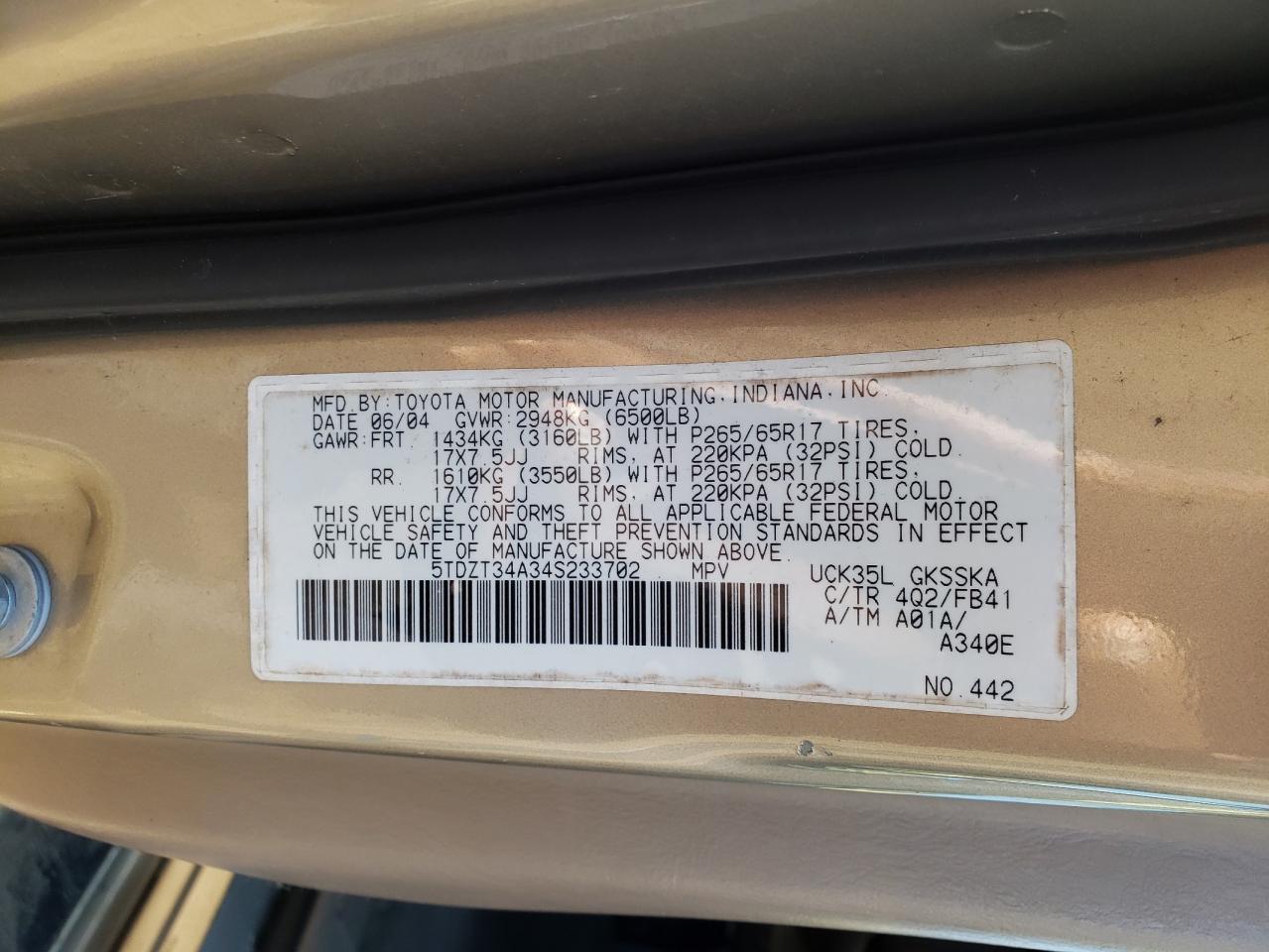 Photo 10 from auction – 2004 TOYOTA SEQUOIA SR with VIN 5TDZT34A34S233702