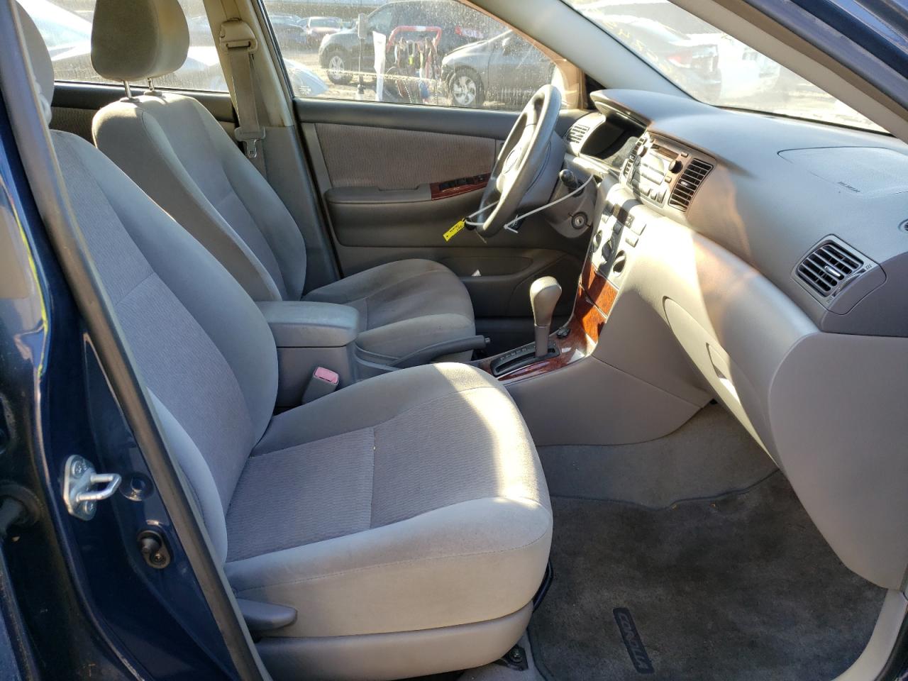 Photo 5 from auction – 2007 TOYOTA COROLLA CE with VIN 2T1BR32E67C815909