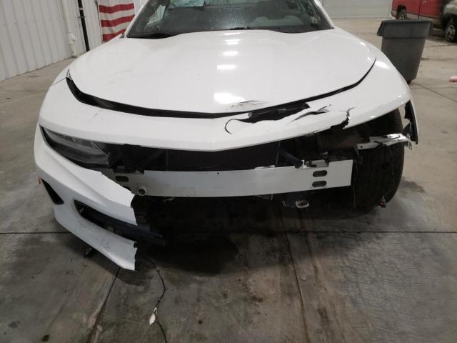 Photo 9 from auction – 2017 CHEVROLET CAMARO LT with VIN 1G1FB3DS2H0161942