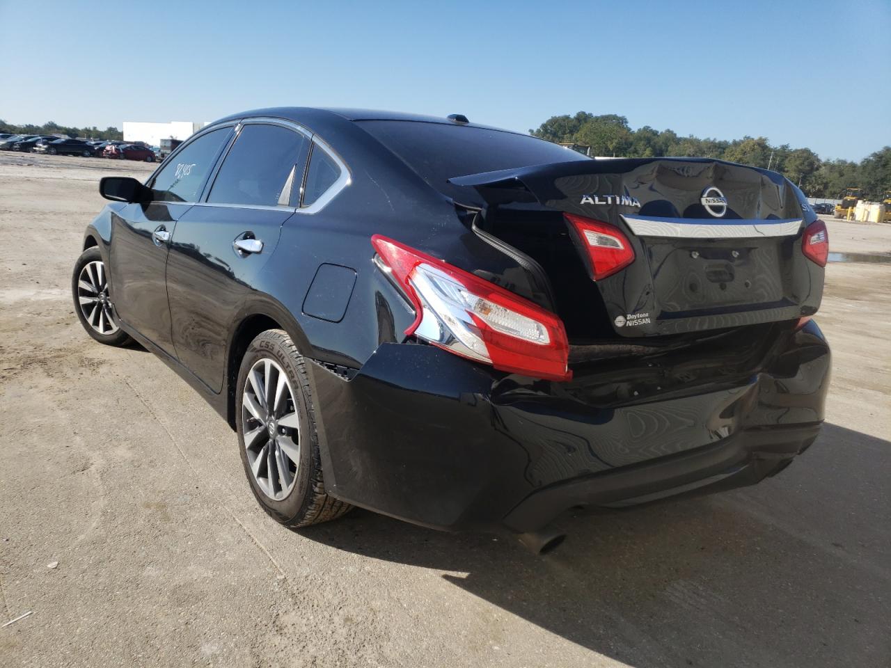 Photo 3 from auction – 2017 NISSAN ALTIMA 2.5 with VIN 1N4AL3AP7HC290424