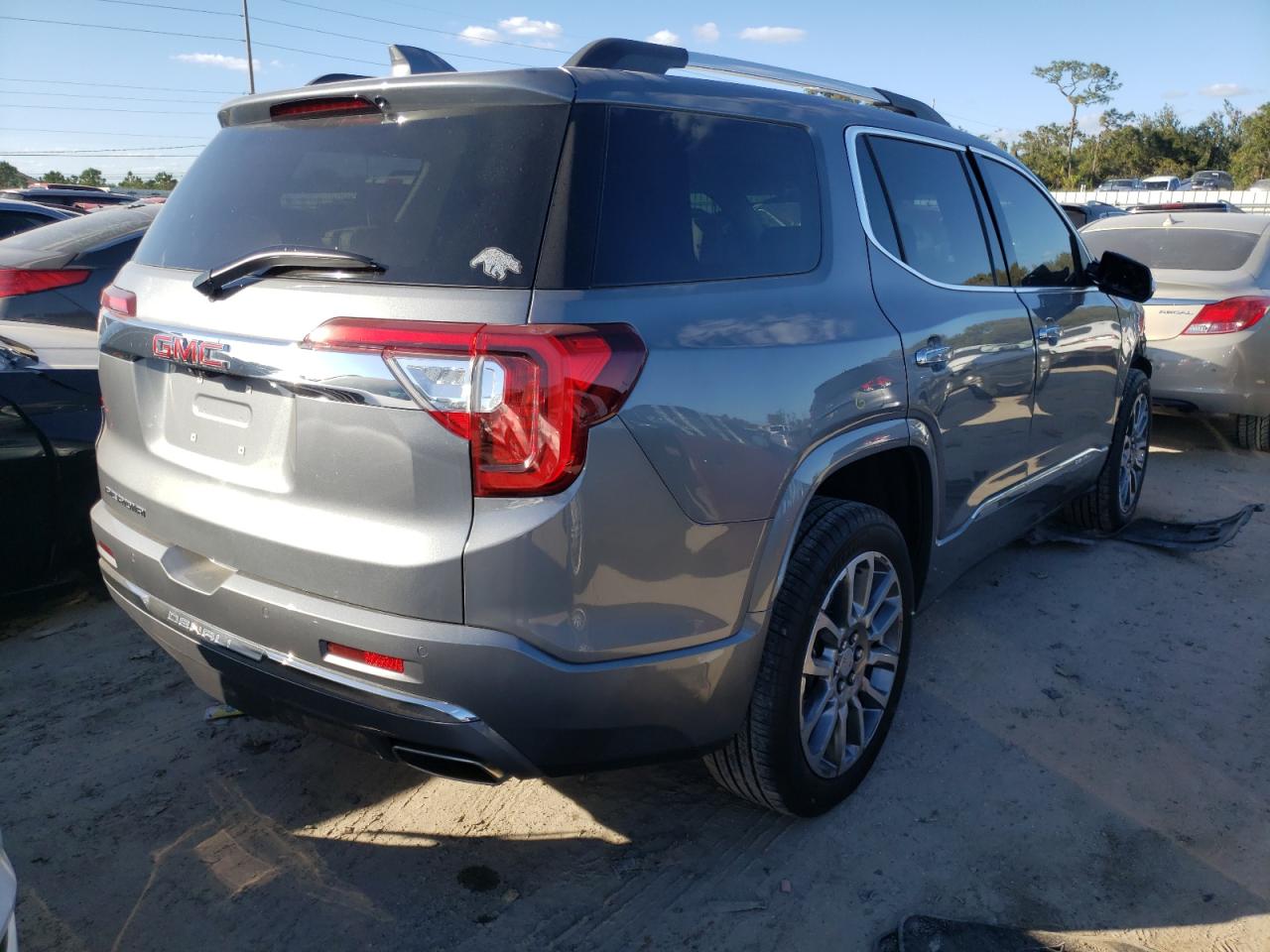 Photo 4 from auction – 2021 GMC ACADIA DEN with VIN 1GKKNPLS4MZ157150