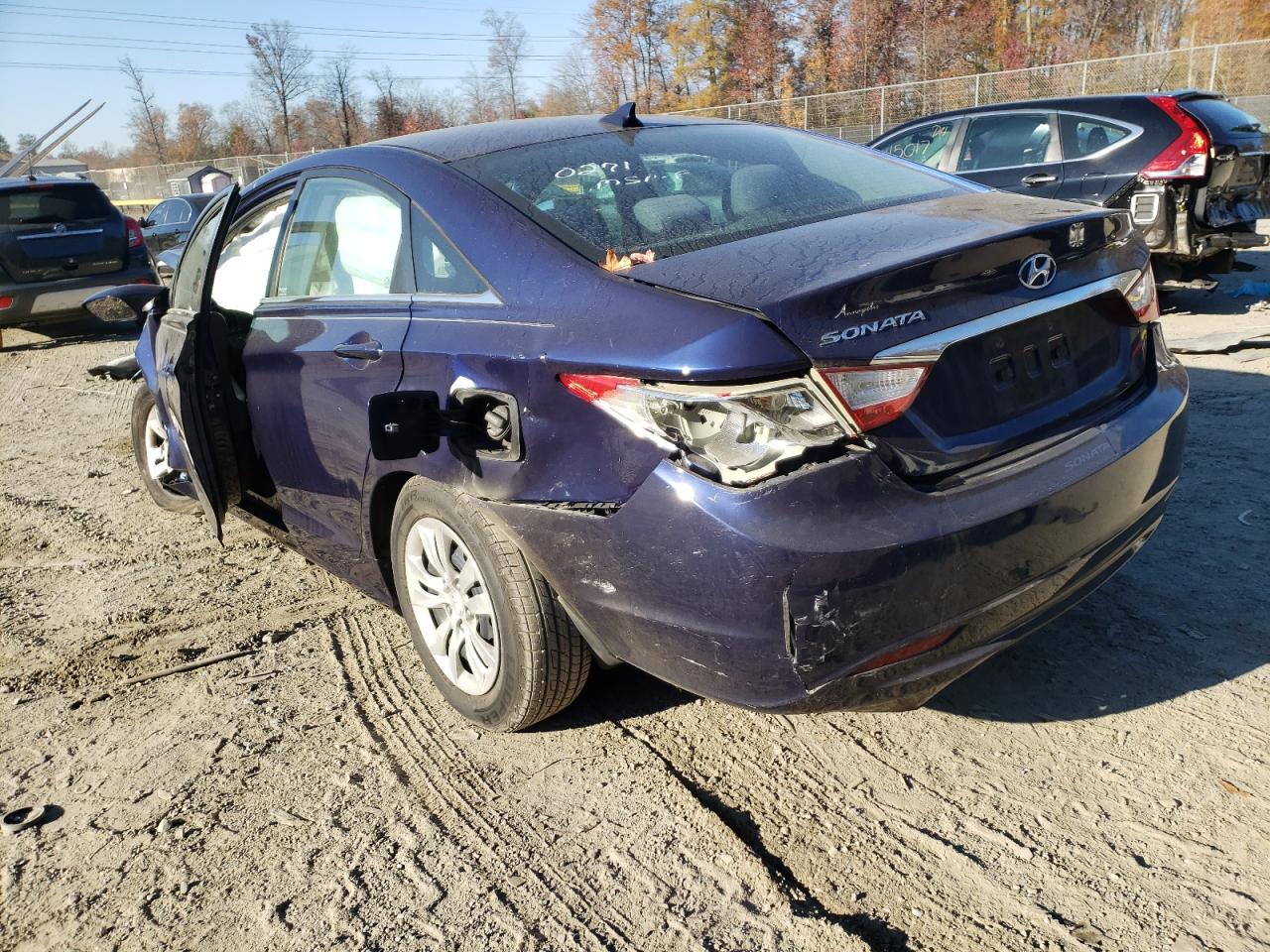 Photo 3 from auction – 2013 HYUNDAI SONATA GLS with VIN 5NPEB4AC5DH550271