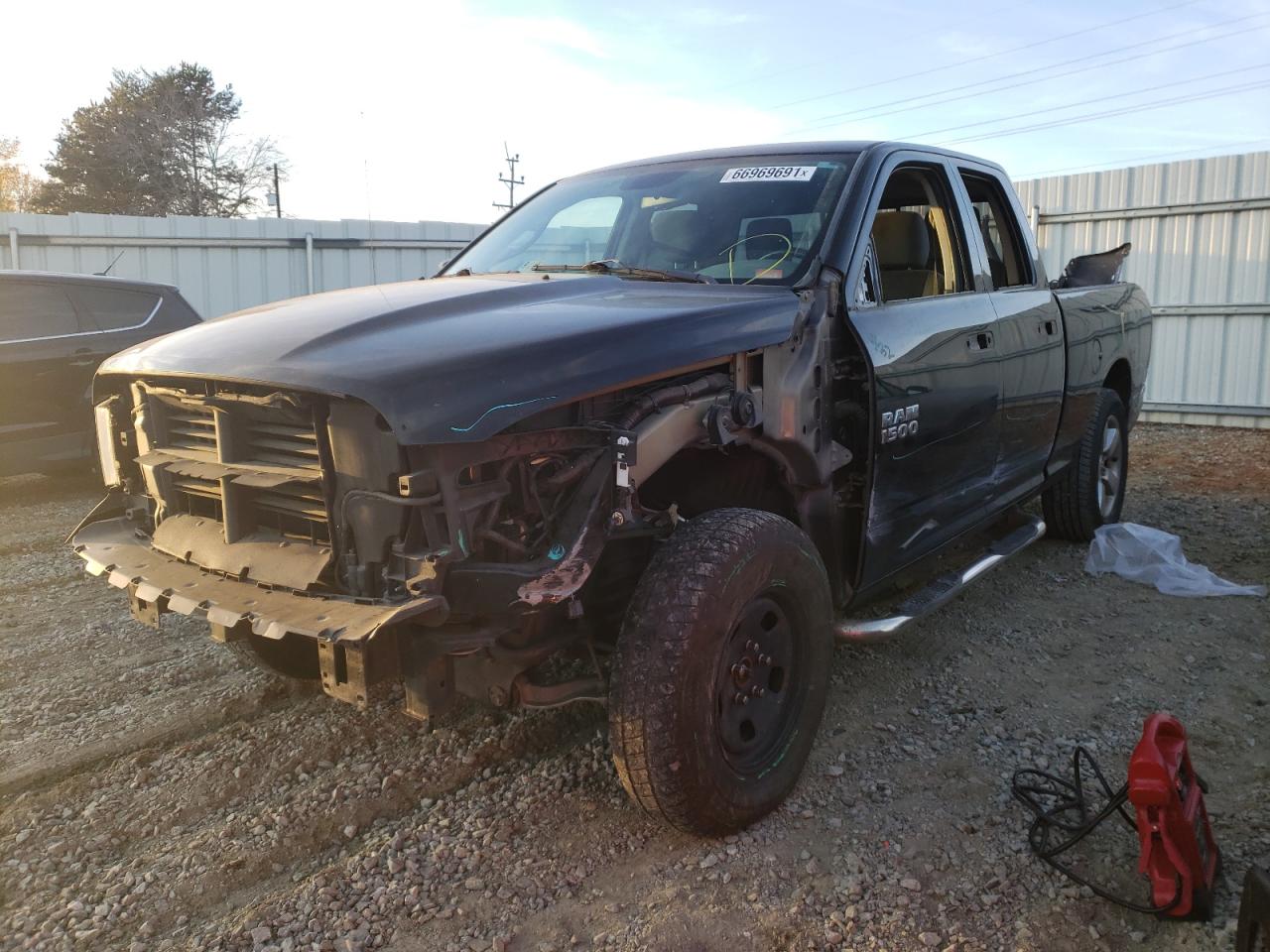 Photo 2 from auction – 2014 RAM 1500 SLT with VIN 1C6RR7GT3ES259879