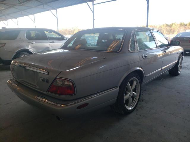 Photo 4 from auction – 2000 JAGUAR XJ8 with VIN SAJDA14C9YLF04358