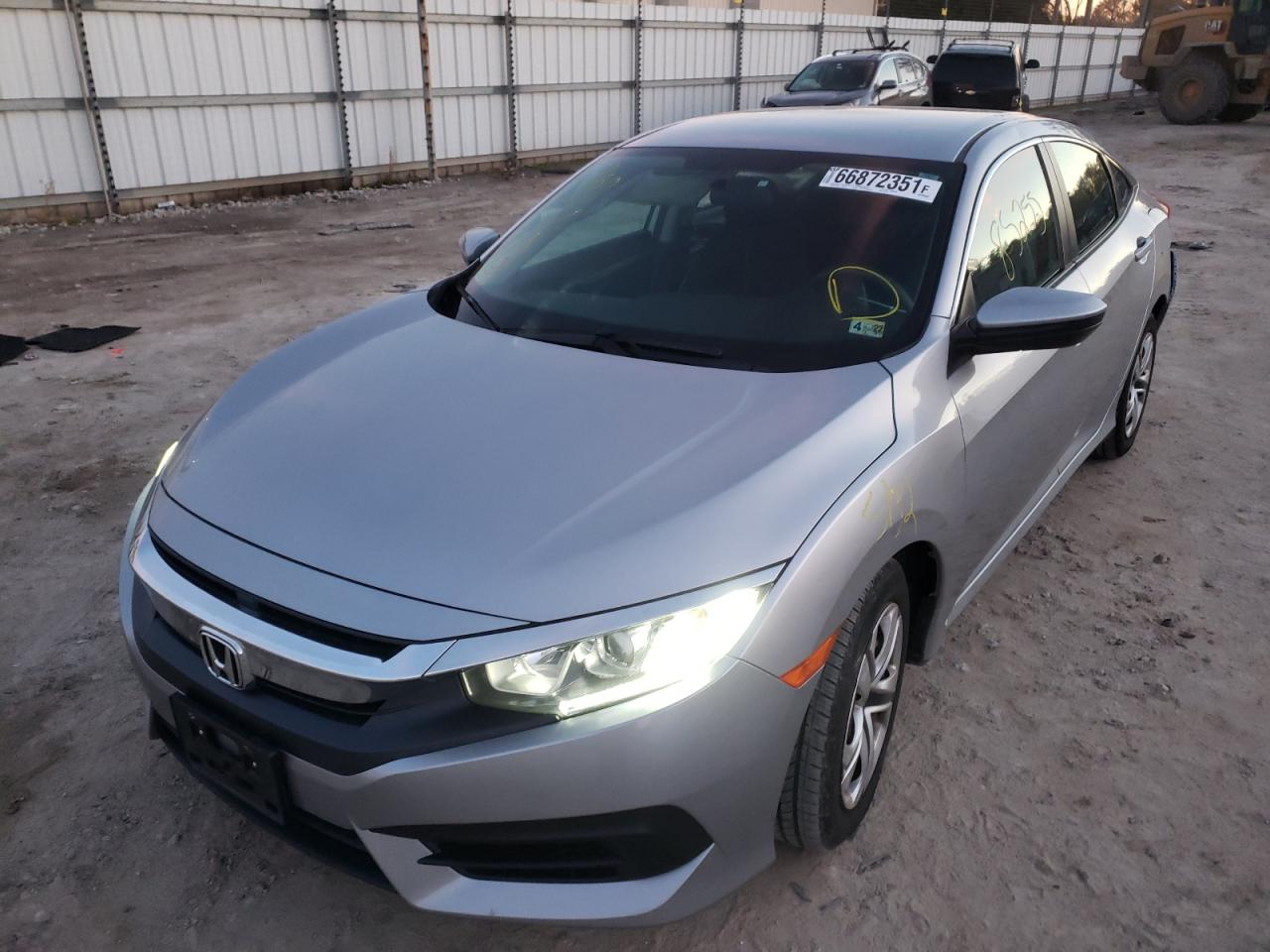 Photo 2 from auction – 2016 HONDA CIVIC LX with VIN 19XFC2F58GE034611