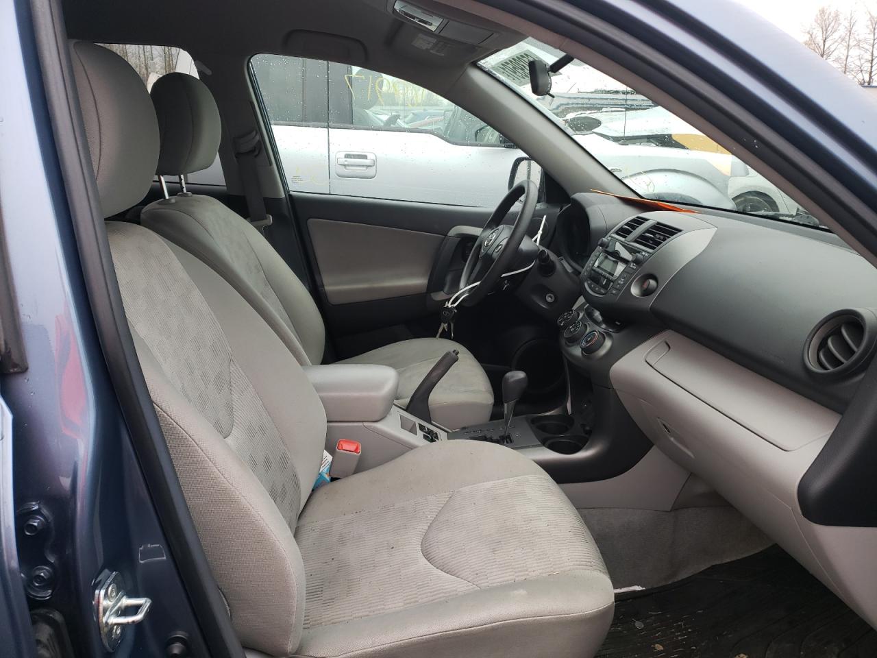 Photo 5 from auction – 2011 TOYOTA RAV4 with VIN 2T3BF4DV6BW152156