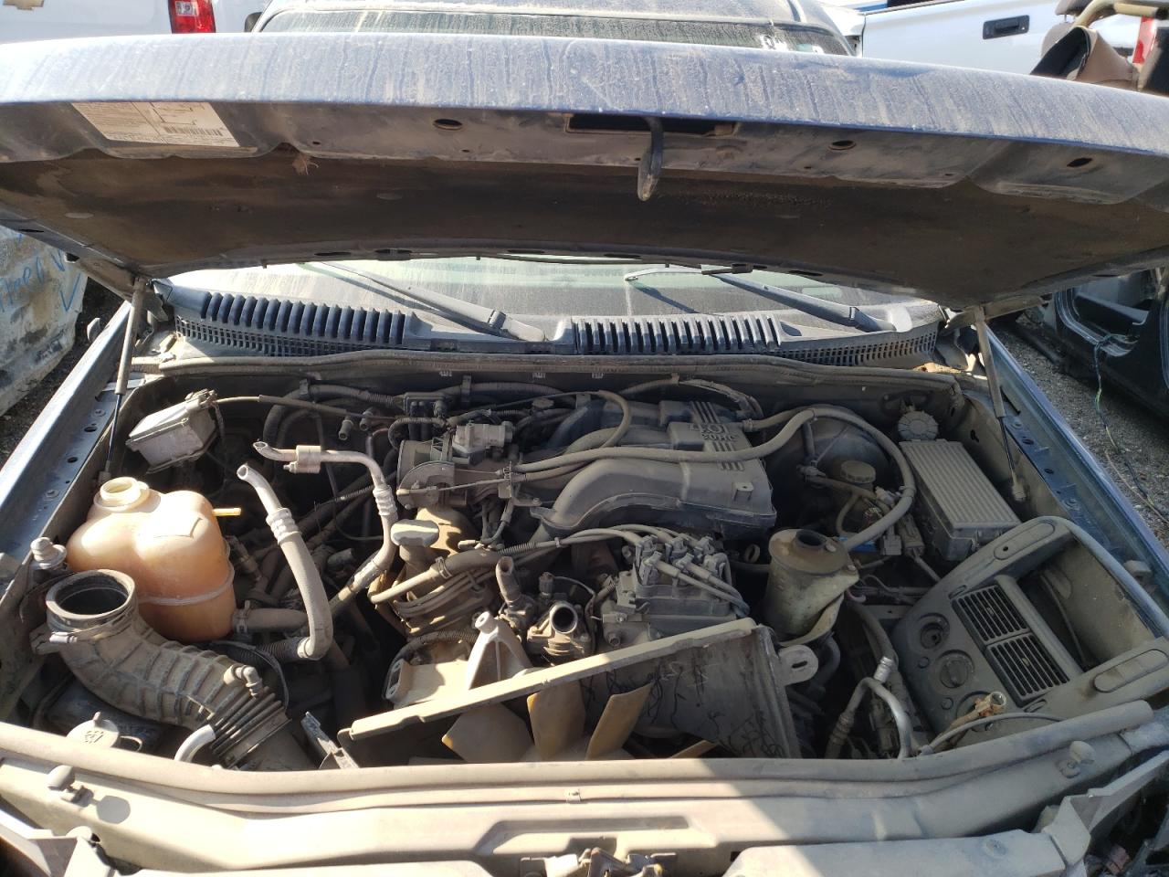 Photo 7 from auction – 2002 FORD EXPLORER X with VIN 1FMZU63E22UC79951