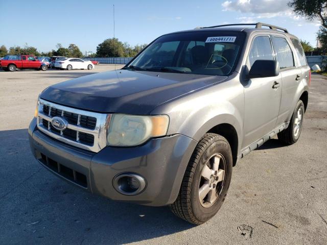 Photo 2 from auction – 2010 FORD ESCAPE XLS with VIN 1FMCU0C7XAKB88005