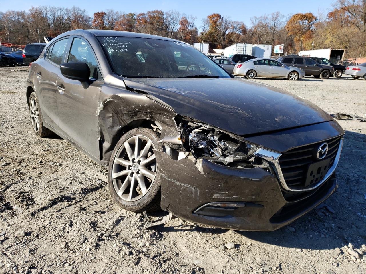 MAZDA 3 TOURING 2018 with VIN 3MZBN1L32JM183483 - Photo from auction