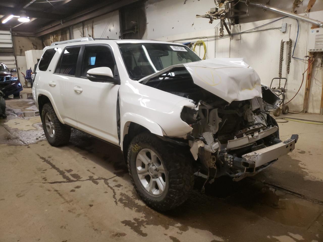 TOYOTA 4RUNNER SR 2015 z numerem VIN JTEBU5JR1F5223694 - Zdjęcie z aukcji