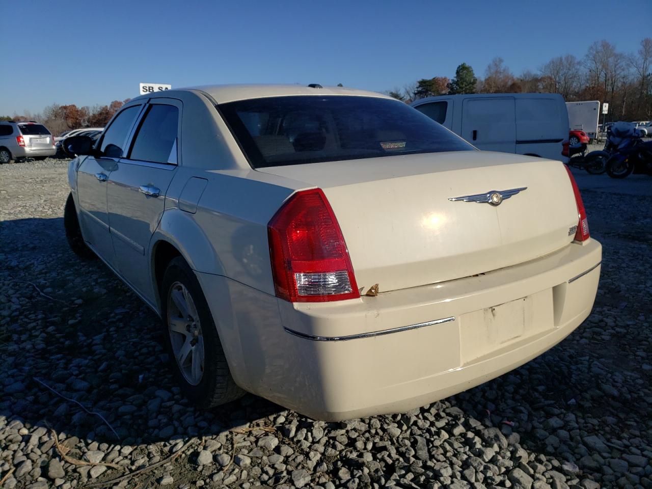 صورة رقم 3 من المزاد - 2007 CHRYSLER 300 مع VIN 2C3KA53G47H727857