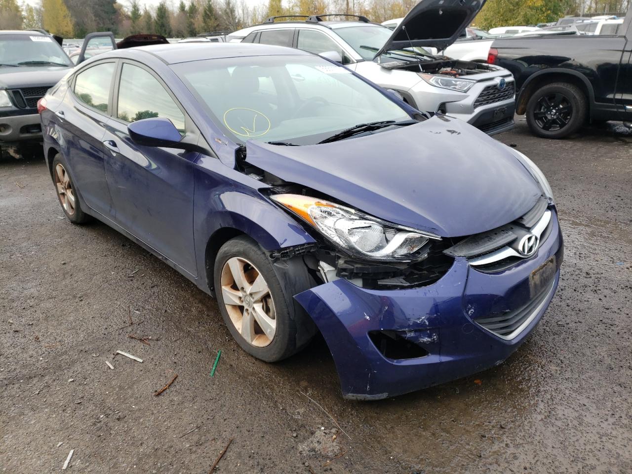 HYUNDAI ELANTRA 2013 with VIN 5NPDH4AE3DH334463 - Photo from auction