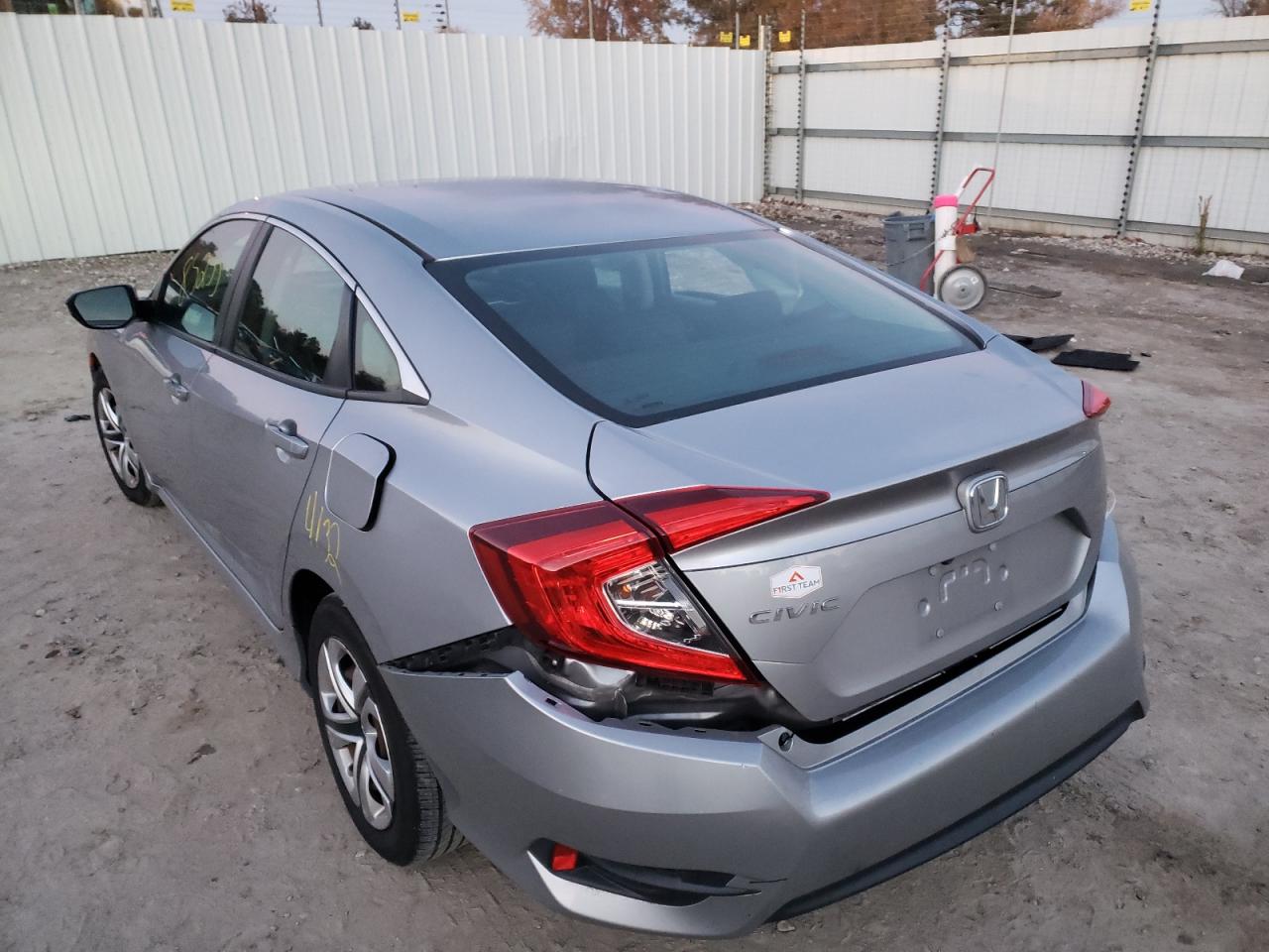Photo 3 from auction – 2016 HONDA CIVIC LX with VIN 19XFC2F58GE034611