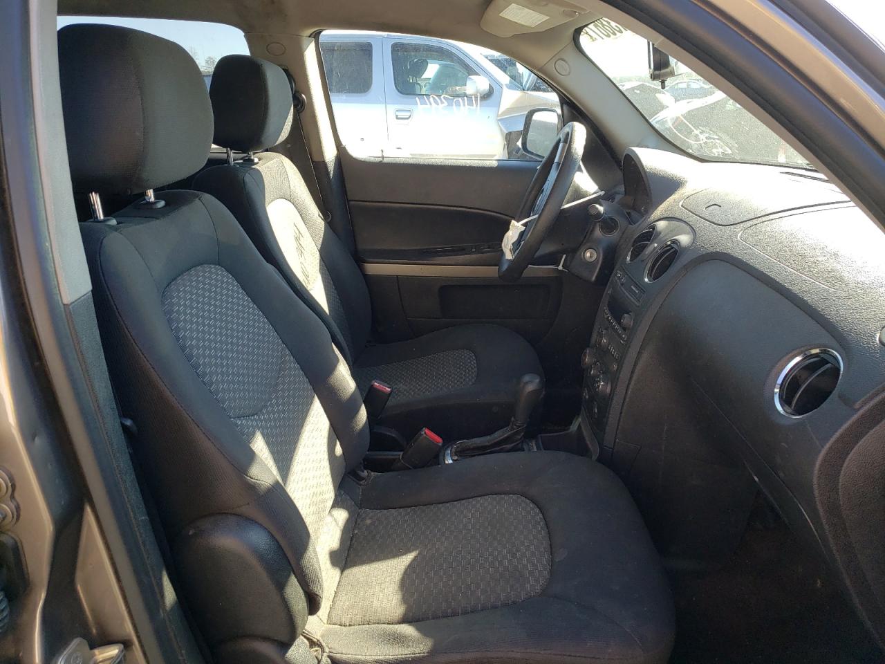 Photo 5 from auction – 2011 CHEVROLET HHR LS with VIN 3GNBAAFW8BS532932