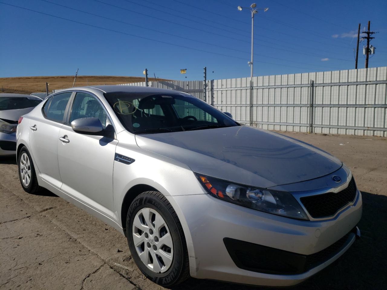 Photo 14 from auction – 2011 KIA OPTIMA LX with VIN KNAGM4A73B5085683