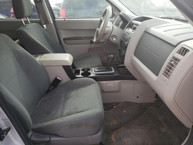 Photo 5 from auction – 2010 FORD ESCAPE XLS with VIN 1FMCU9C74AKC79405