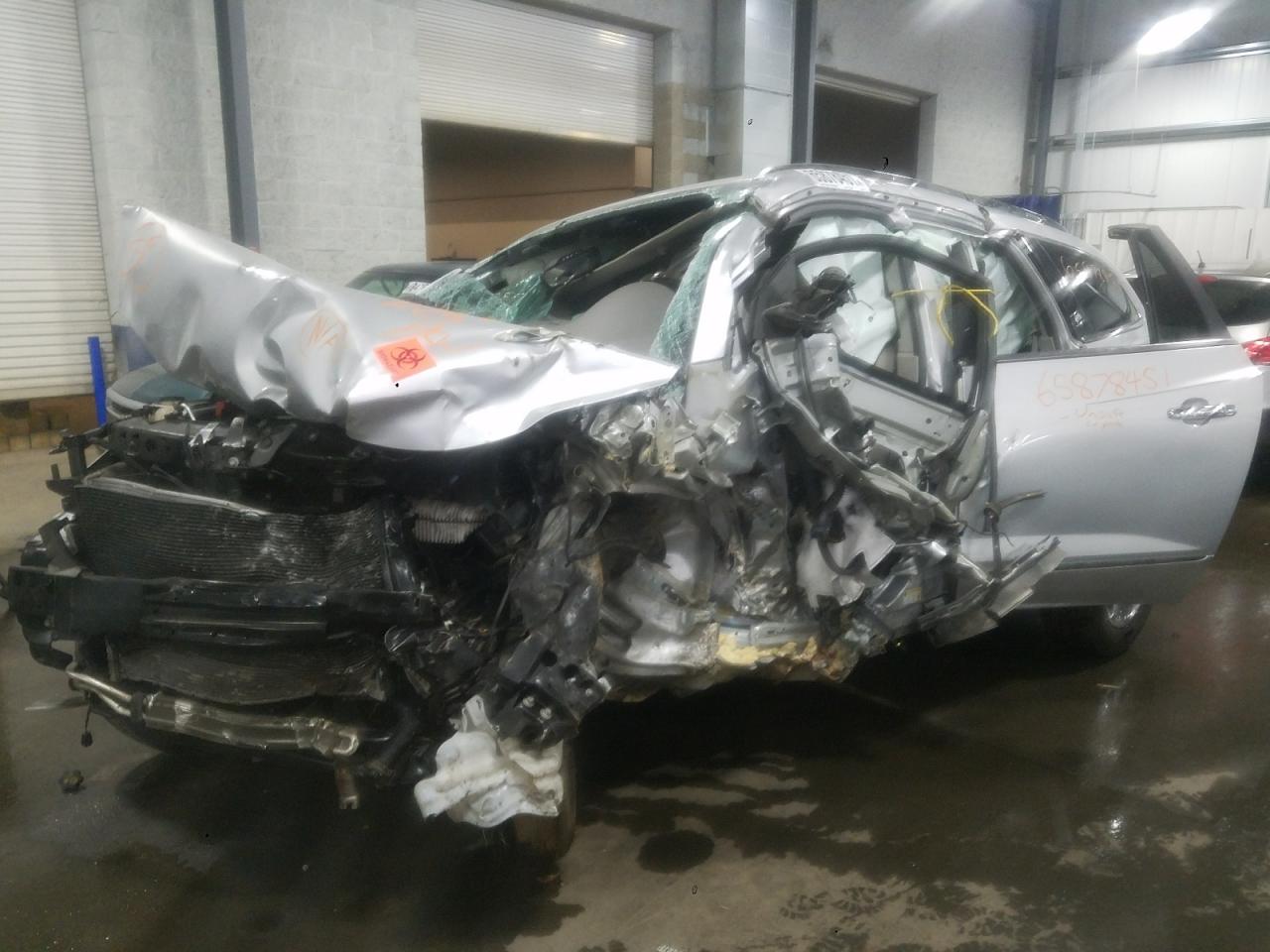 Photo 2 from auction – 2013 BUICK ENCLAVE with VIN 5GAKRCKD1DJ181871