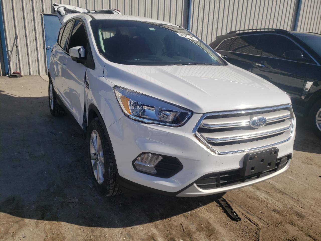 Photo 13 from auction – 2019 FORD ESCAPE SE with VIN 1FMCU9GD4KUC07206