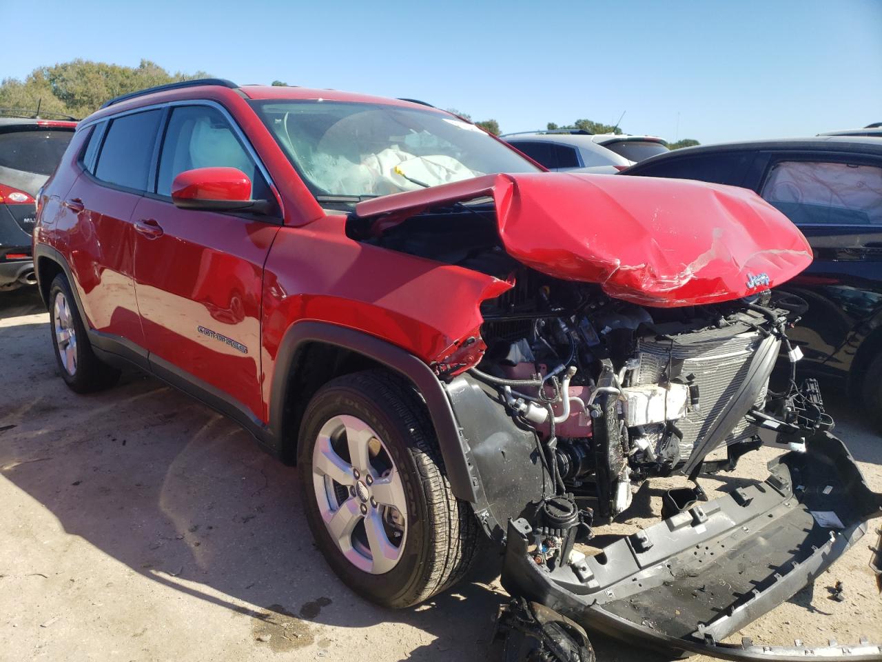 JEEP COMPASS LA 2021 with VIN 3C4NJCBB3MT505283 - Photo from auction