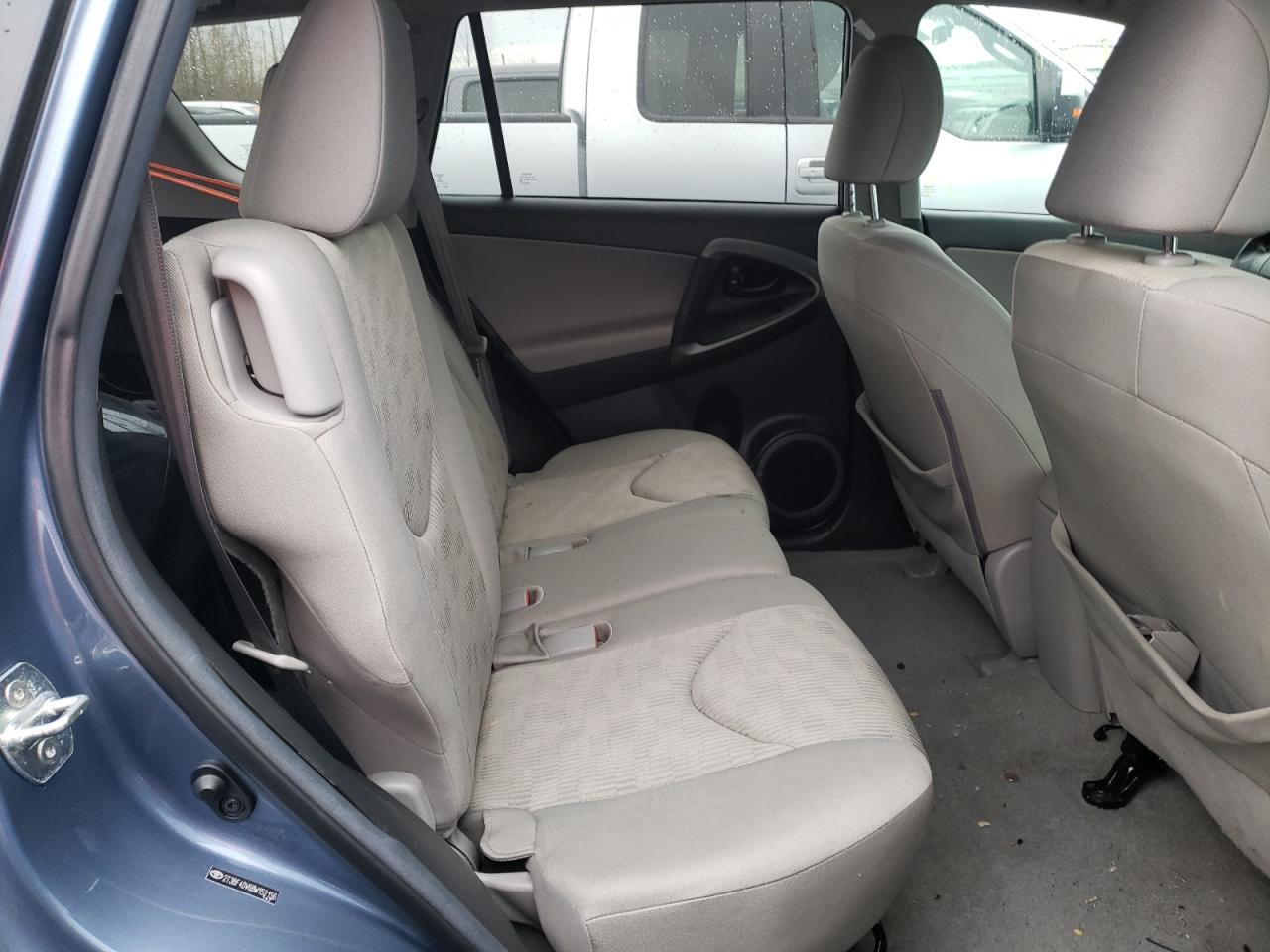 Photo 6 from auction – 2011 TOYOTA RAV4 with VIN 2T3BF4DV6BW152156