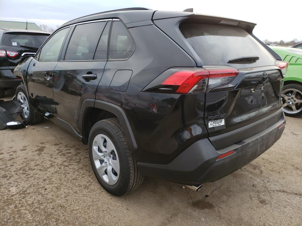 Photo 3 from auction – 2020 TOYOTA RAV4 LE with VIN JTMG1RFV0LD048016