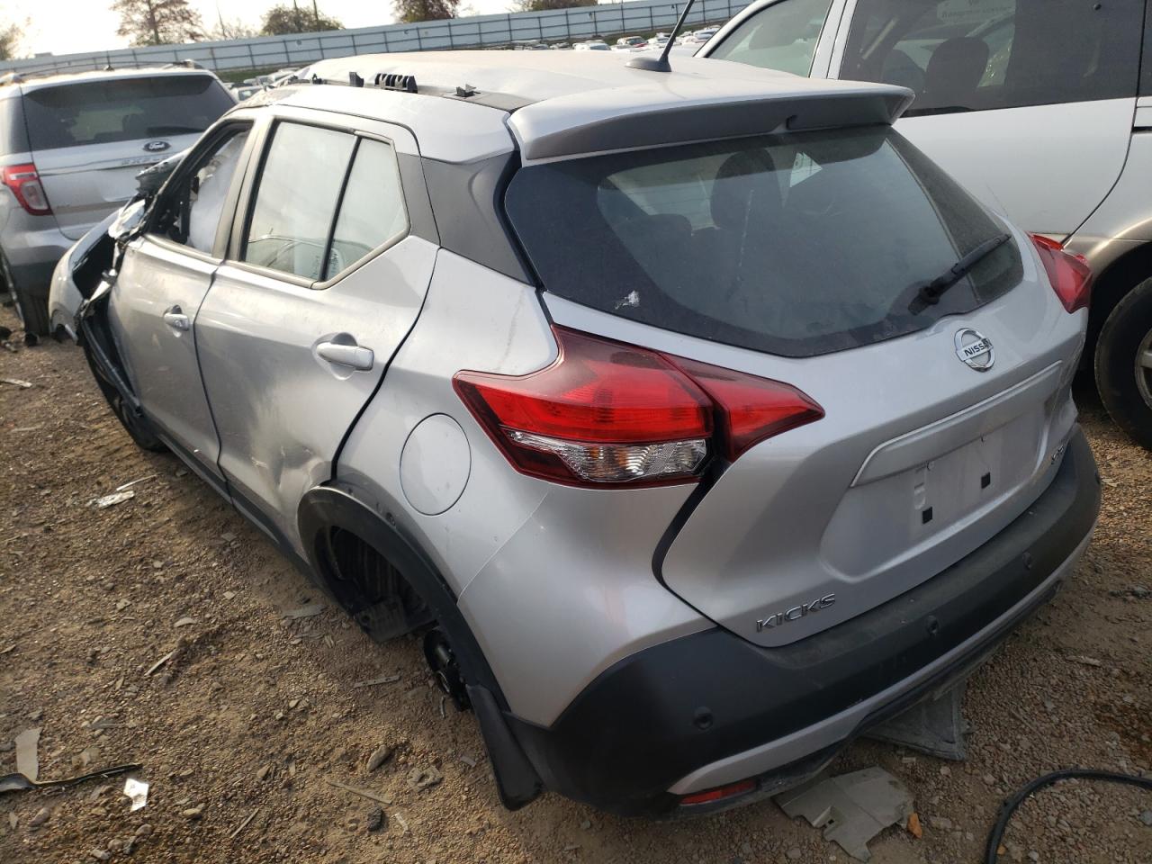 Photo 3 from auction – 2020 NISSAN KICKS SR with VIN 3N1CP5DV9LL580323
