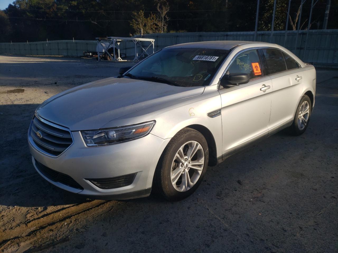 Photo 2 from auction – 2015 FORD TAURUS SE with VIN 1FAHP2D80FG165417