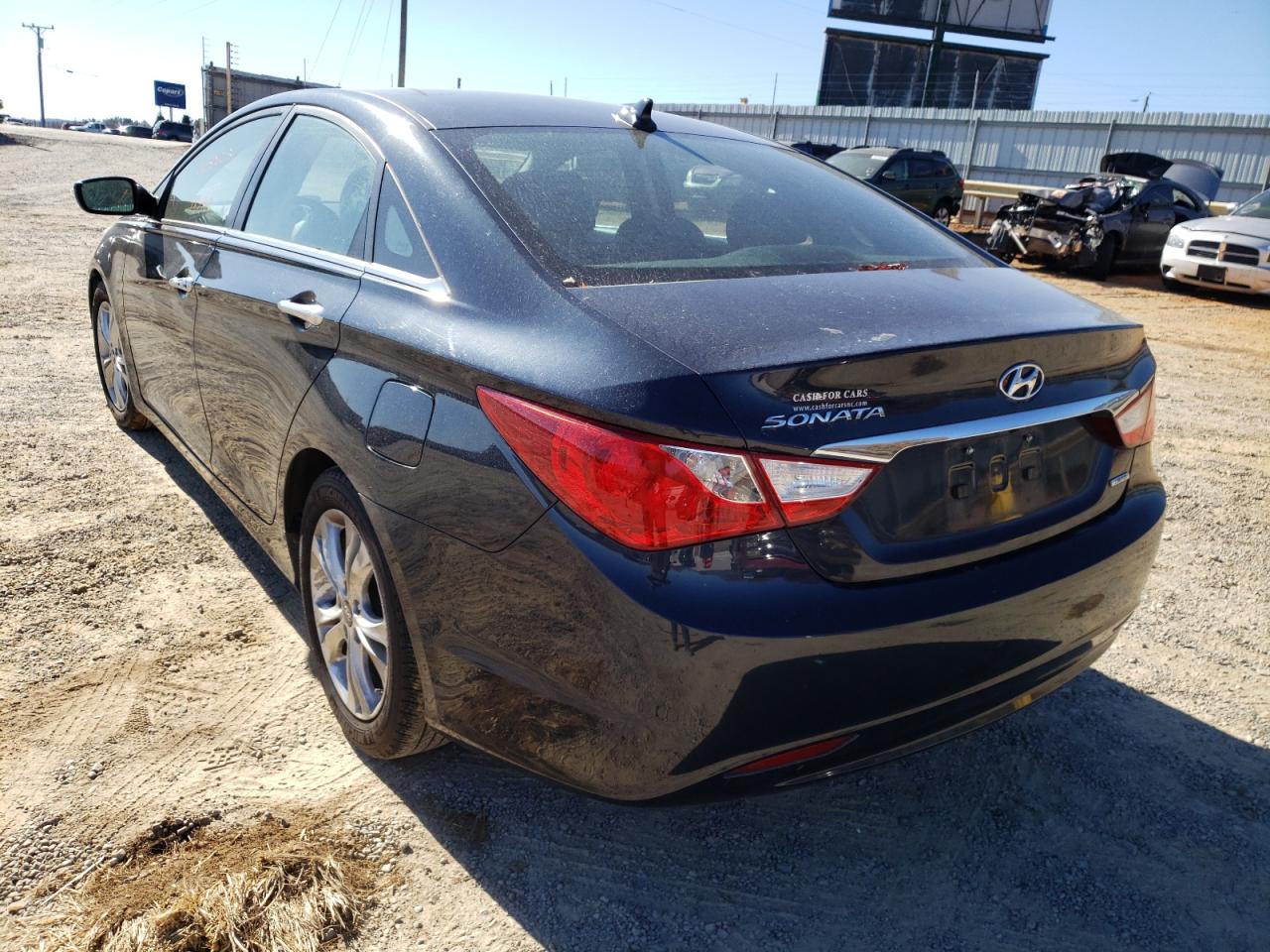 Photo 3 from auction – 2011 HYUNDAI SONATA SE with VIN 5NPEC4AC6BH058889