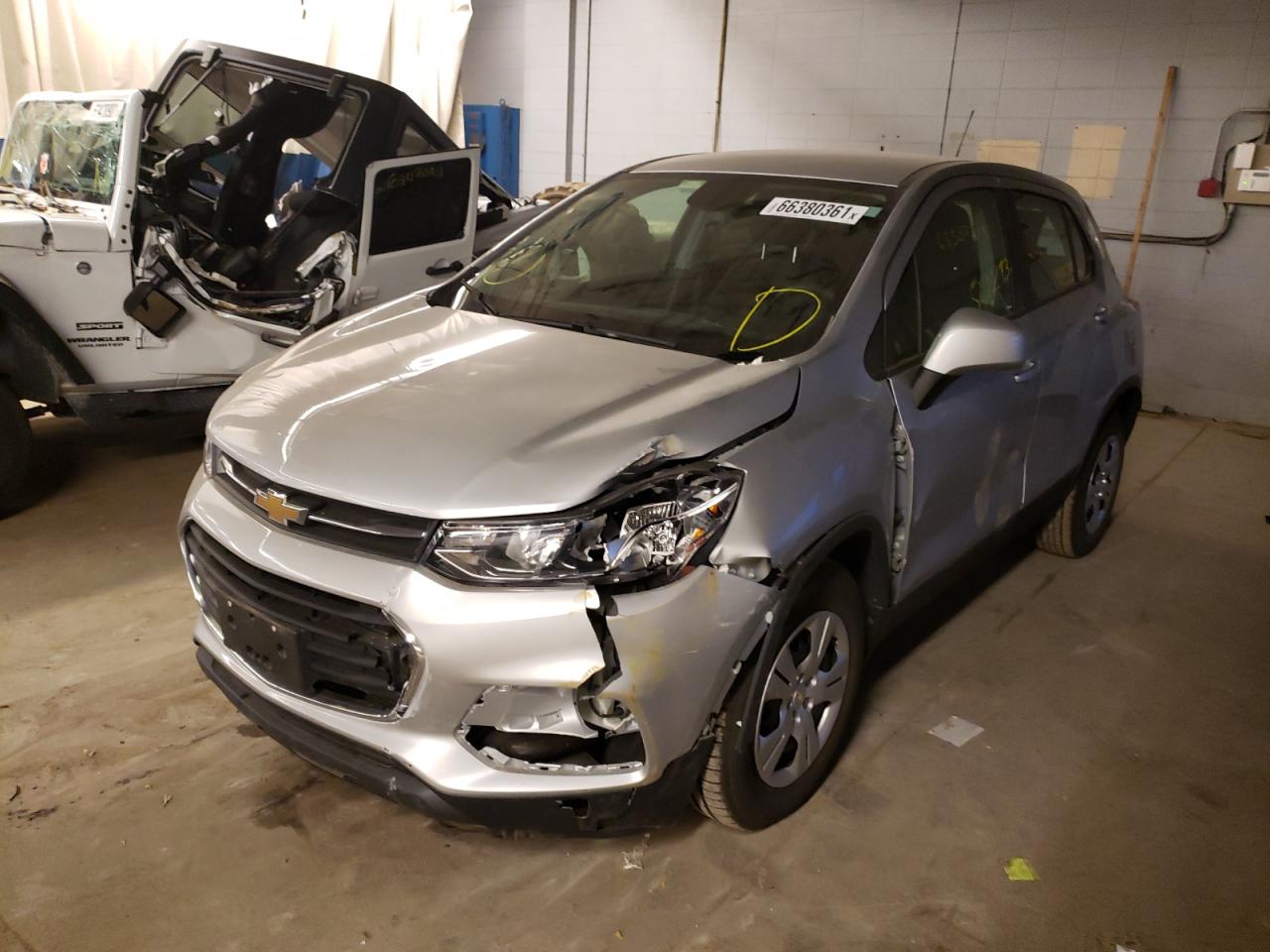 Photo 2 from auction – 2017 CHEVROLET TRAX LS with VIN KL7CJKSB2HB124448
