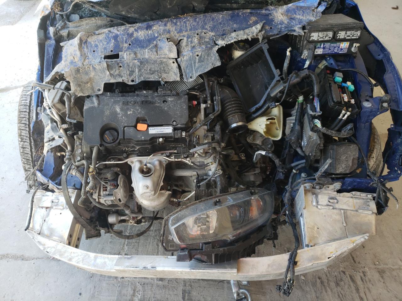 Photo 7 from auction – 2019 HONDA CIVIC LX with VIN 2HGFC2F69KH587663