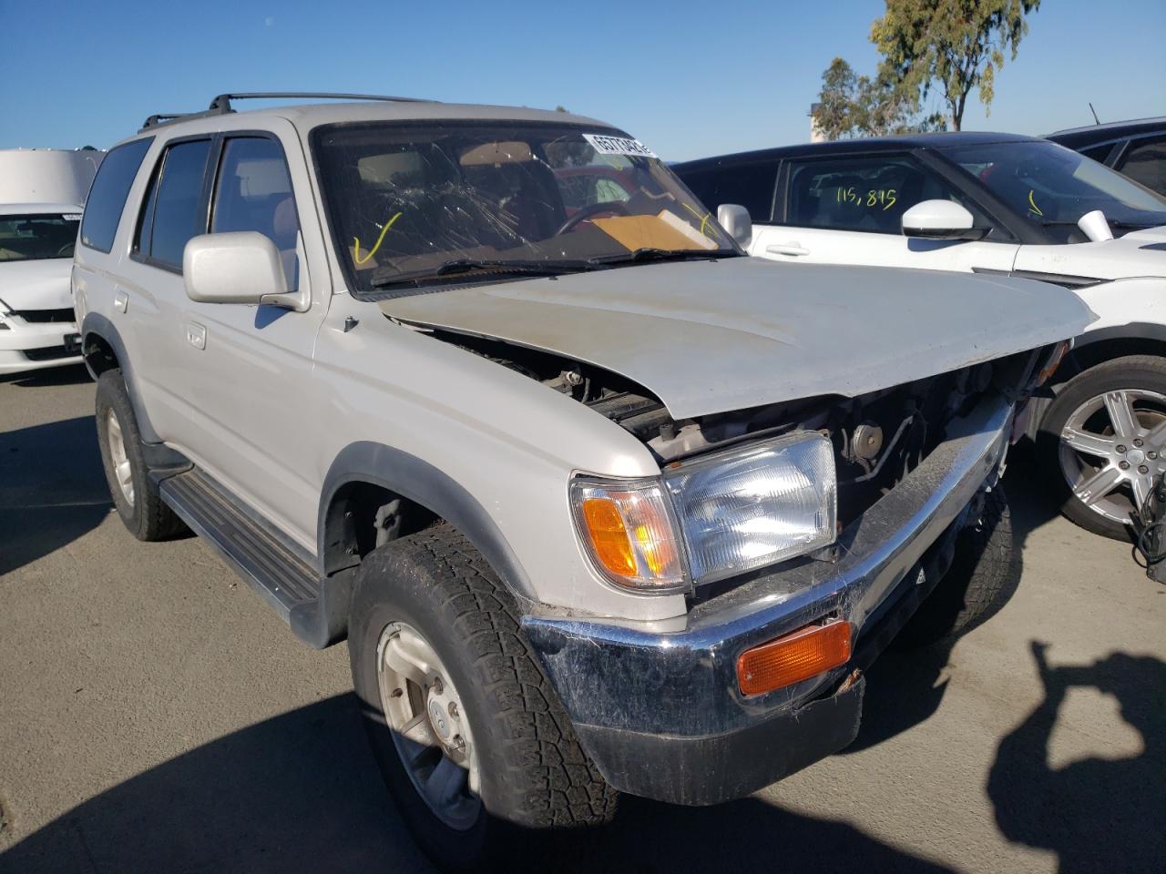 TOYOTA 4RUNNER SR 1998 with VIN JT3HN86RXW0178102 - Photo from auction