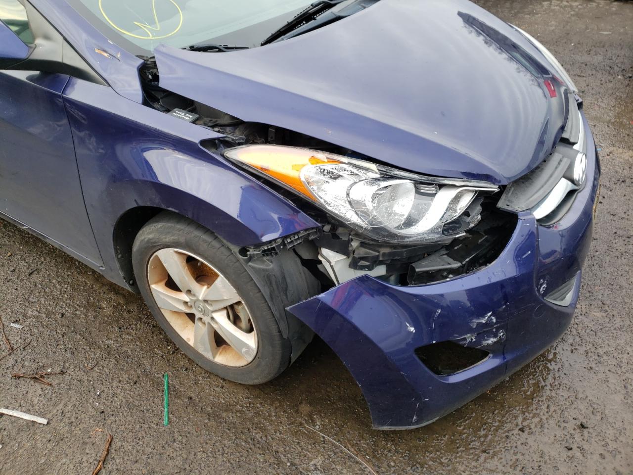 Photo 9 from auction – 2013 HYUNDAI ELANTRA with VIN 5NPDH4AE3DH334463