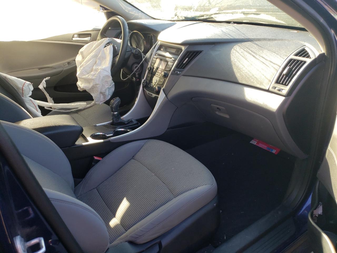 Photo 5 from auction – 2013 HYUNDAI SONATA GLS with VIN 5NPEB4AC5DH550271