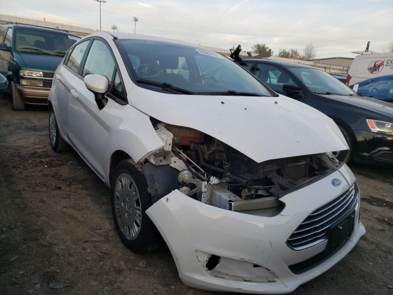 Photo 1 from auction – 2016 FORD FIESTA S with VIN 3FADP4TJ6GM169736