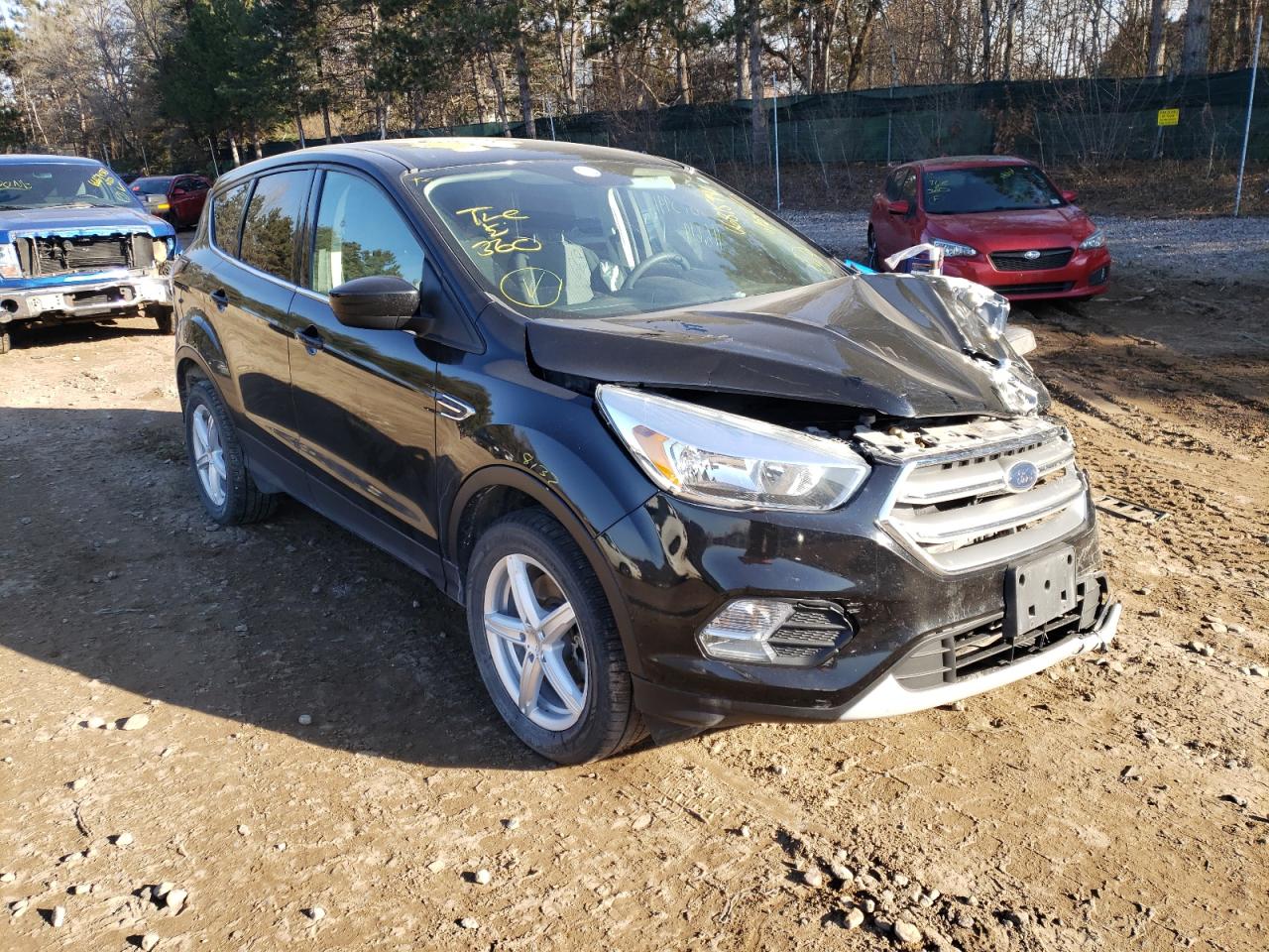 FORD ESCAPE SE 2017 with VIN 1FMCU9GD4HUC66944 - Photo from auction