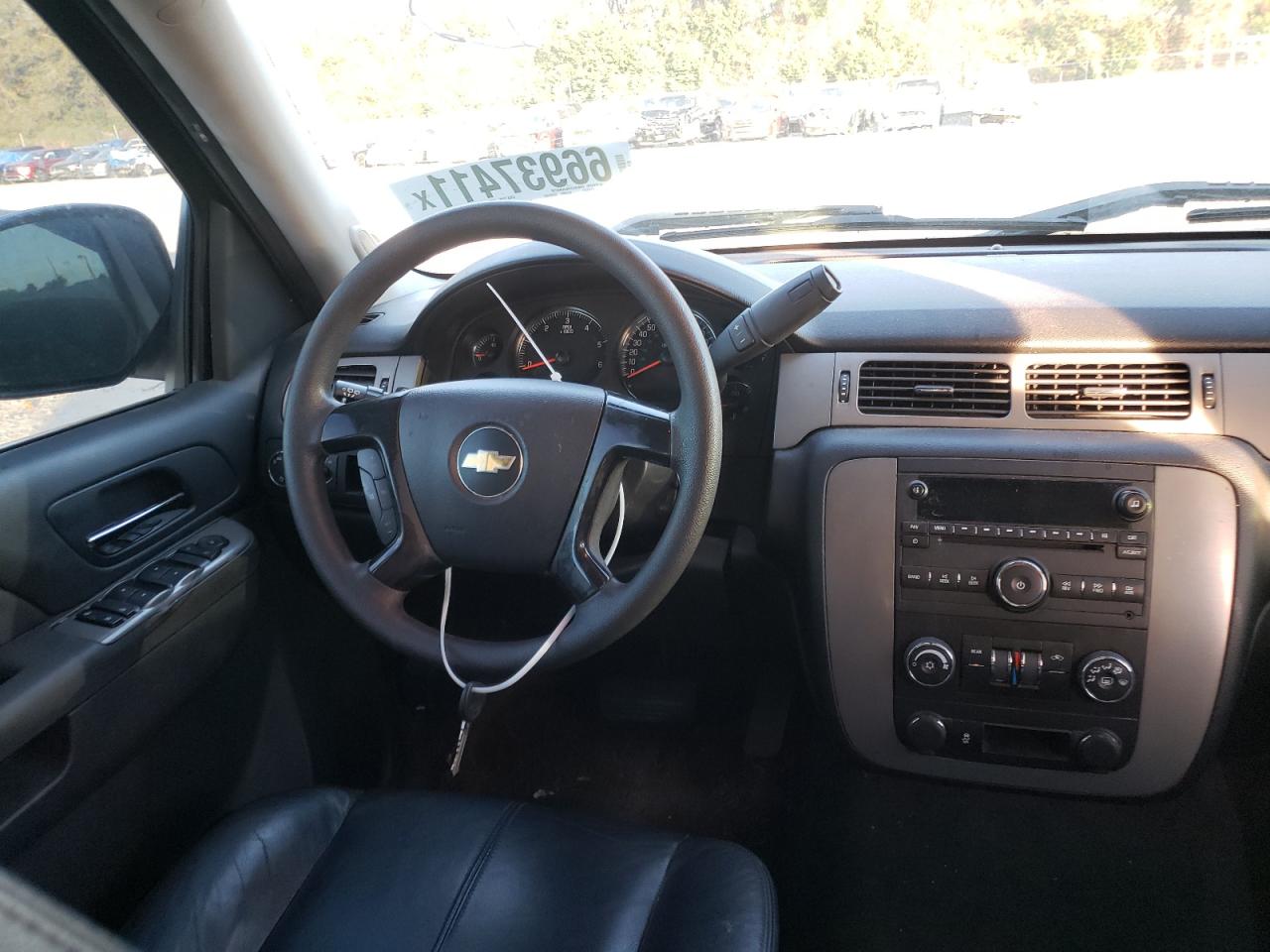 Photo 9 from auction – 2013 CHEVROLET TAHOE POLI with VIN 1GNLC2E01DR331302