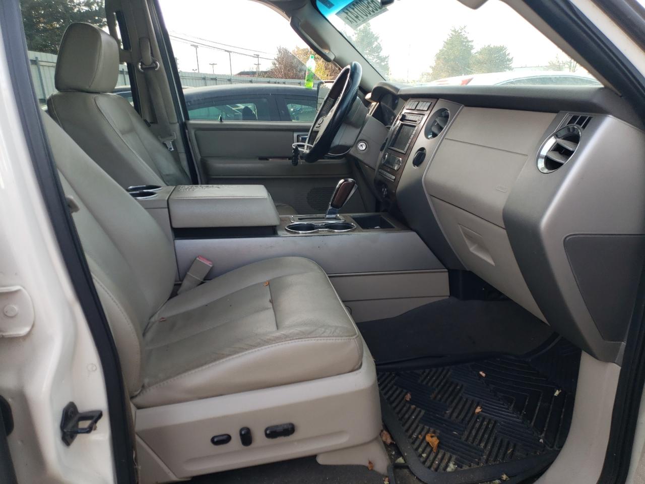 Photo 5 from auction – 2008 FORD EXPEDITION with VIN 1FMFU20558LA71013
