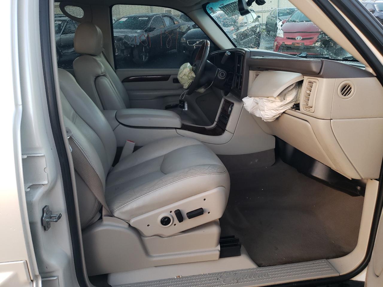 Photo 5 from auction – 2004 CADILLAC ESCALADE E with VIN 3GYEK62N34G320498
