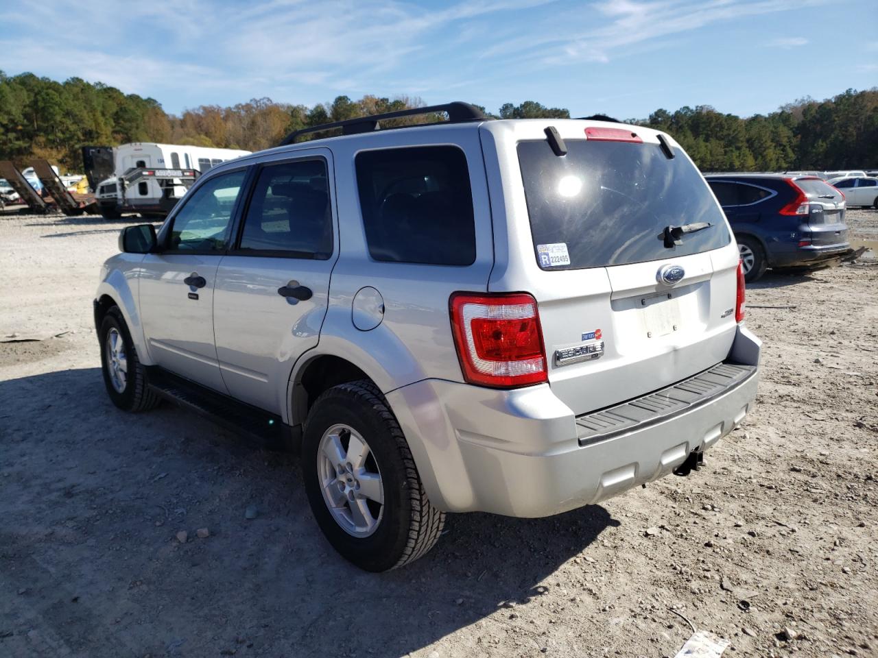 Photo 3 from auction – 2009 FORD ESCAPE XLT with VIN 1FMCU93G29KB97278