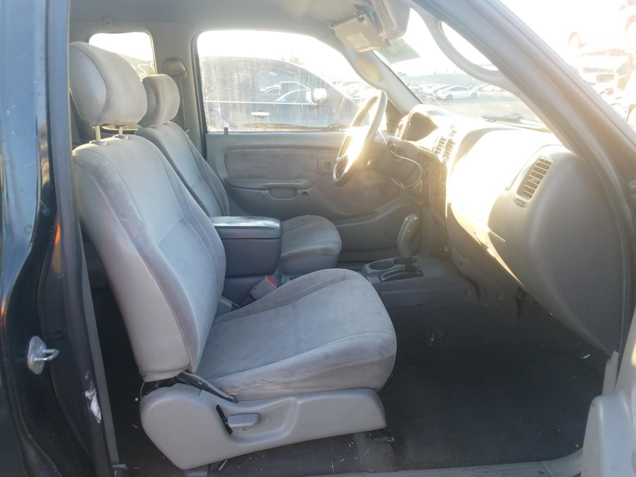 Photo 5 from auction – 2002 TOYOTA TACOMA with VIN 5TESM92N02Z033559