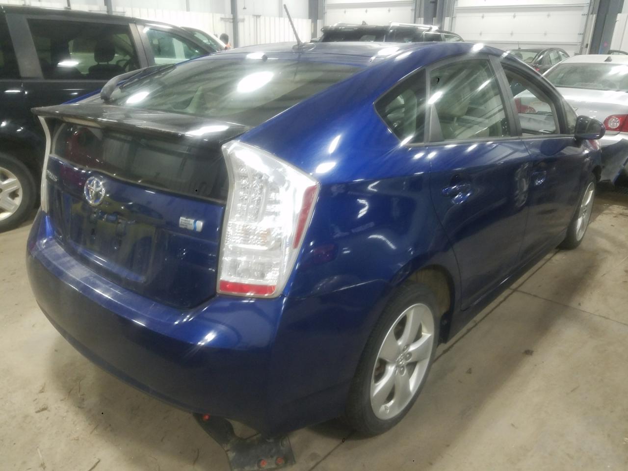 Photo 4 from auction – 2010 TOYOTA PRIUS with VIN JTDKN3DU3A0167575