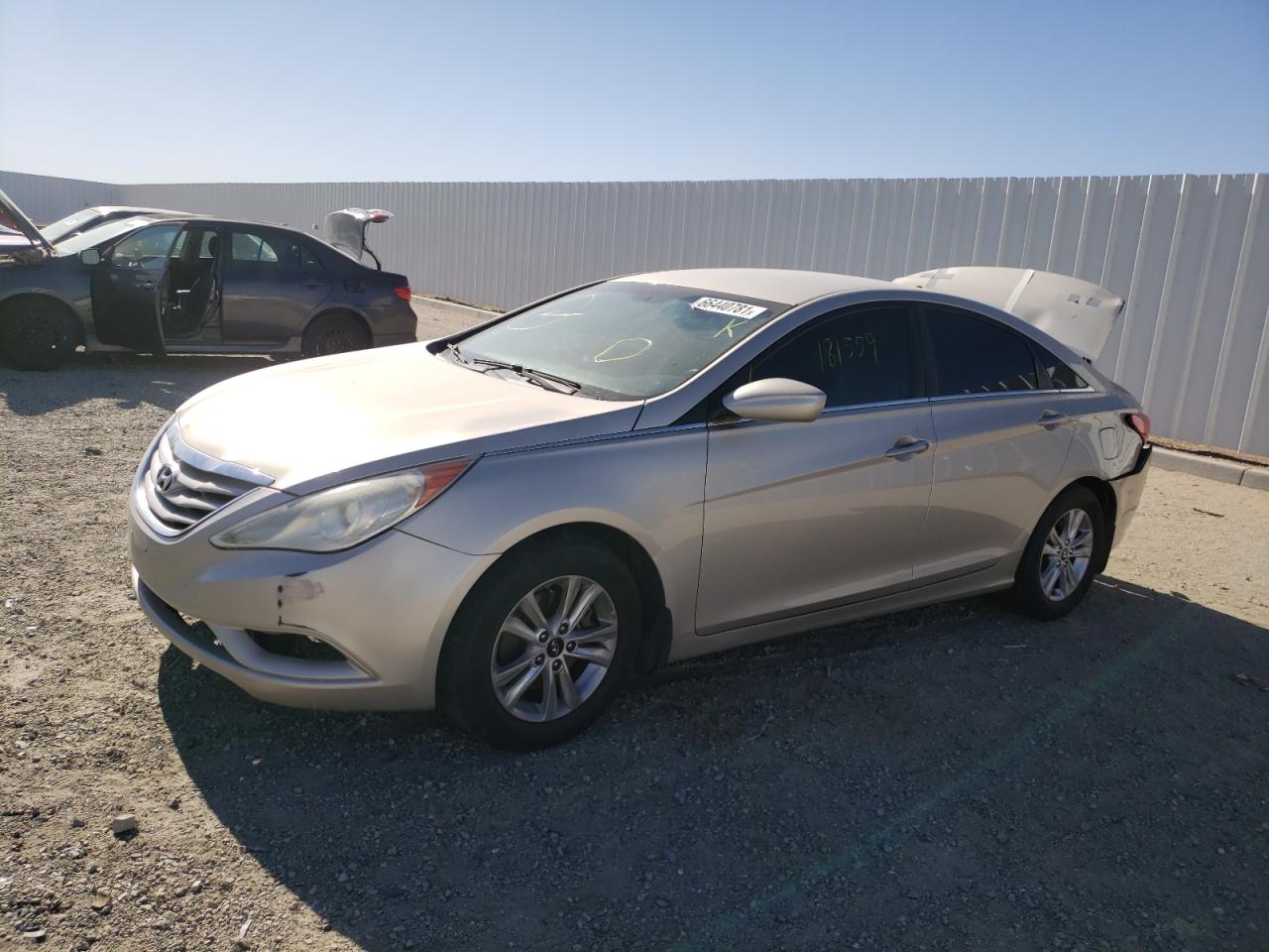Photo 2 from auction – 2011 HYUNDAI SONATA GLS with VIN 5NPEB4AC4BH145385