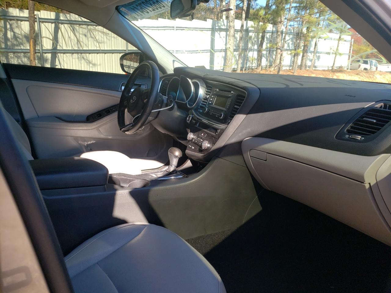 Photo 5 from auction – 2015 KIA OPTIMA EX with VIN 5XXGN4A72FG478785