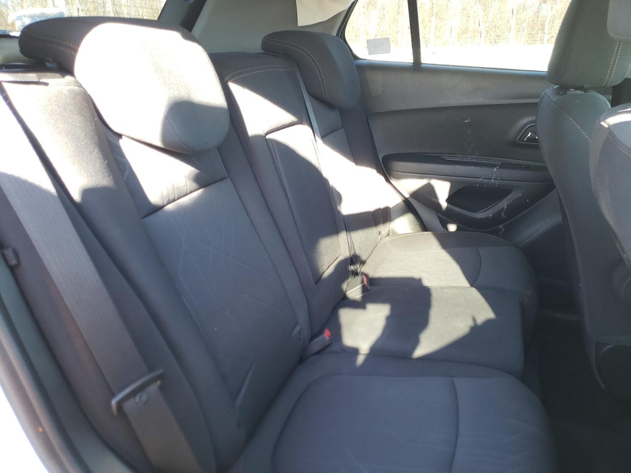 Photo 6 from auction – 2019 CHEVROLET TRAX 1LT with VIN 3GNCJPSB2KL221601