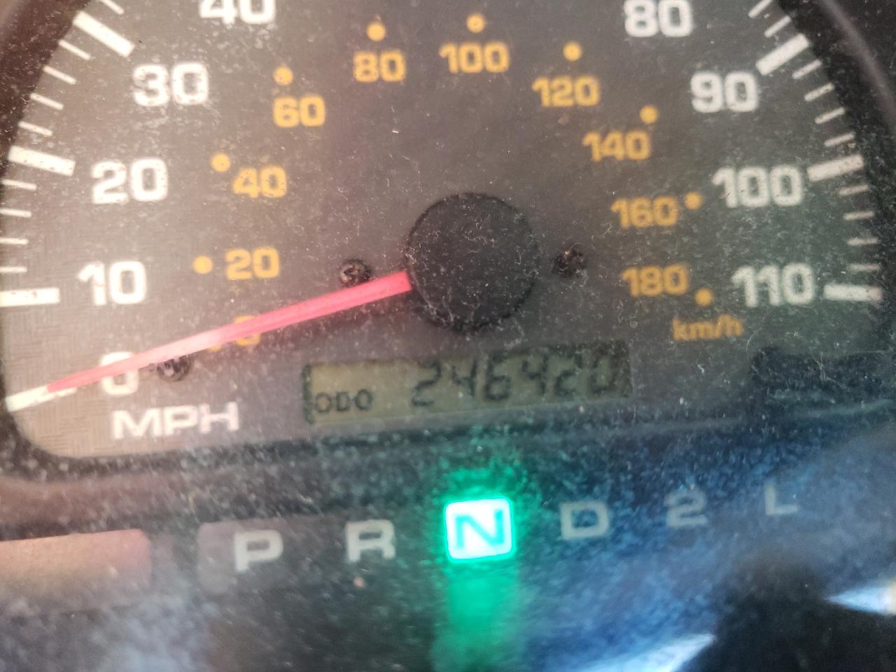 Photo 8 from auction – 2002 TOYOTA 4RUNNER SR with VIN JT3GN86R720244143