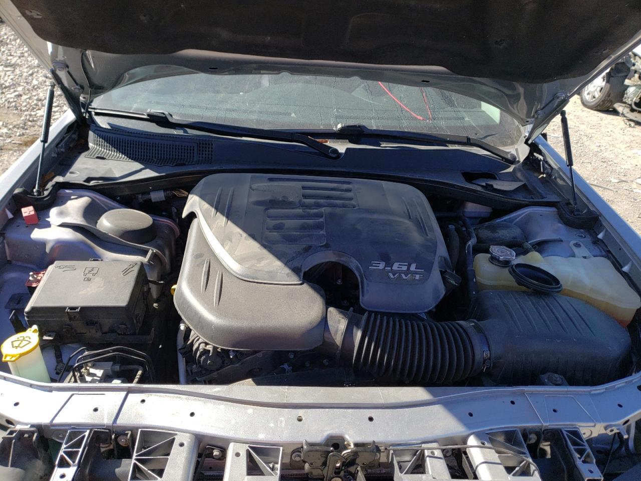 Photo 7 from auction – 2015 CHRYSLER 300 LIMITE with VIN 2C3CCAAG6FH859804