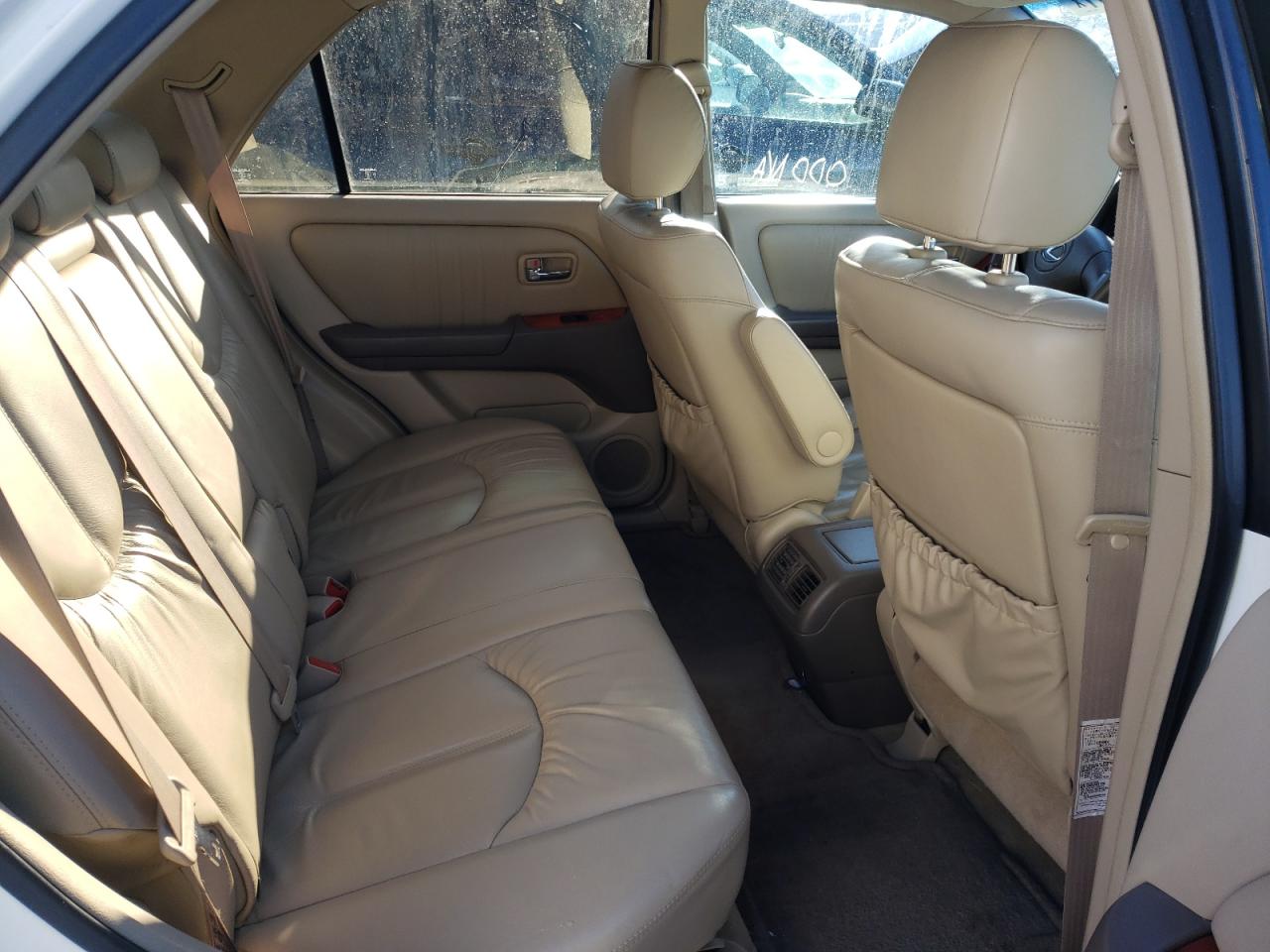 صورة رقم 6 من المزاد - 2002 LEXUS RX 300 مع VIN JTJGF10U120124400