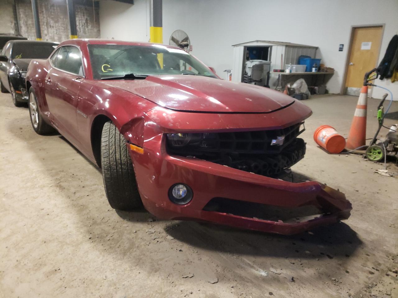 CHEVROLET CAMARO LT 2011 with VIN 2G1FB1ED8B9122225 - Photo from auction
